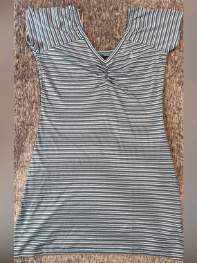 Large • Volcom striped dress